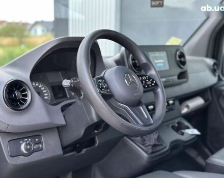 Мерседес Sprinter, объемом двигателя 2.1 л и пробегом 321 тыс. км за 25900 $, фото 11 на Automoto.ua