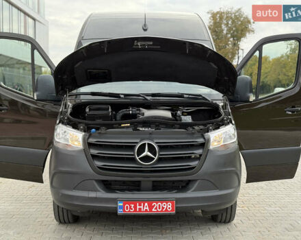 Мерседес Sprinter, объемом двигателя 2.2 л и пробегом 225 тыс. км за 25900 $, фото 33 на Automoto.ua
