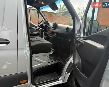 Мерседес Sprinter, объемом двигателя 2 л и пробегом 112 тыс. км за 31950 $, фото 28 на Automoto.ua