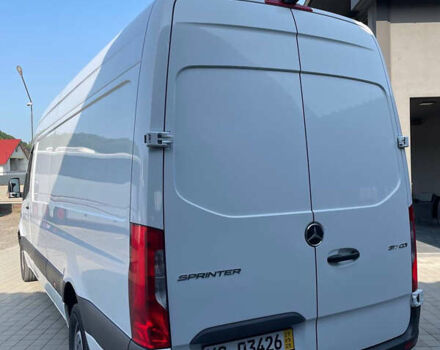 Мерседес Sprinter, объемом двигателя 1.95 л и пробегом 300 тыс. км за 36310 $, фото 2 на Automoto.ua