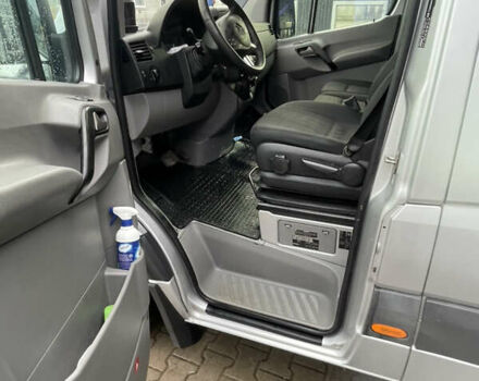 Мерседес Sprinter, об'ємом двигуна 2.2 л та пробігом 400 тис. км за 27500 $, фото 7 на Automoto.ua