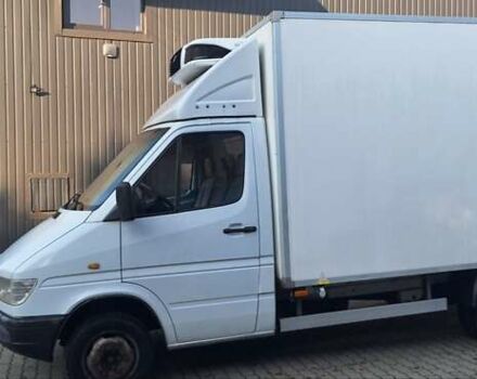 Мерседес Sprinter, об'ємом двигуна 0 л та пробігом 587 тис. км за 10850 $, фото 1 на Automoto.ua