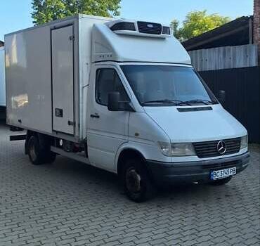 Мерседес Sprinter, об'ємом двигуна 0 л та пробігом 587 тис. км за 10850 $, фото 2 на Automoto.ua
