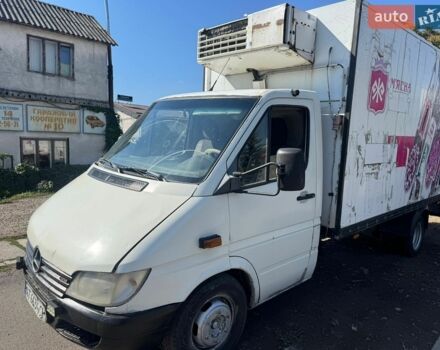 Мерседес Sprinter, объемом двигателя 2.2 л и пробегом 600 тыс. км за 7000 $, фото 4 на Automoto.ua