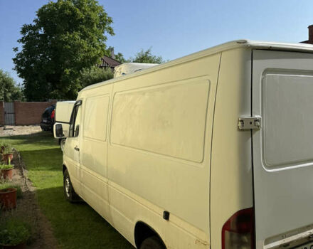 Мерседес Sprinter, объемом двигателя 0 л и пробегом 300 тыс. км за 9000 $, фото 2 на Automoto.ua