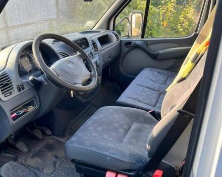 Мерседес Sprinter, объемом двигателя 2.7 л и пробегом 300 тыс. км за 9500 $, фото 5 на Automoto.ua
