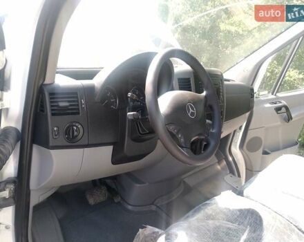 Мерседес Sprinter, объемом двигателя 2.2 л и пробегом 242 тыс. км за 14000 $, фото 12 на Automoto.ua