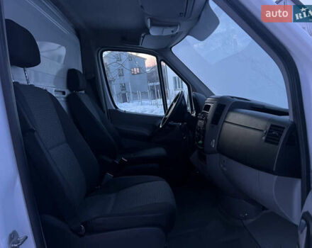 Мерседес Sprinter, объемом двигателя 2.2 л и пробегом 287 тыс. км за 18300 $, фото 8 на Automoto.ua