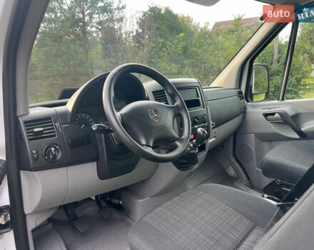 Мерседес Sprinter, об'ємом двигуна 2.2 л та пробігом 198 тис. км за 23400 $, фото 7 на Automoto.ua