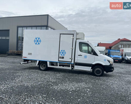 Мерседес Sprinter, объемом двигателя 2.2 л и пробегом 193 тыс. км за 27900 $, фото 1 на Automoto.ua