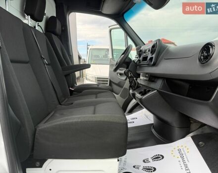 Мерседес Sprinter, объемом двигателя 2.2 л и пробегом 200 тыс. км за 33900 $, фото 39 на Automoto.ua