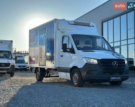Мерседес Sprinter, объемом двигателя 2.2 л и пробегом 189 тыс. км за 26900 $, фото 4 на Automoto.ua