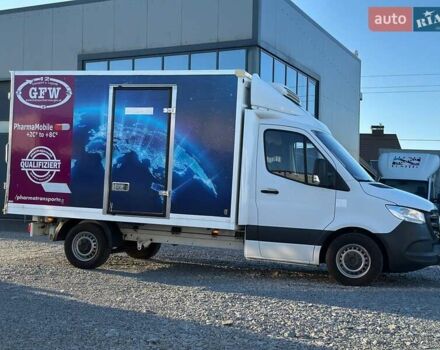 Мерседес Sprinter, объемом двигателя 2.2 л и пробегом 189 тыс. км за 26900 $, фото 2 на Automoto.ua