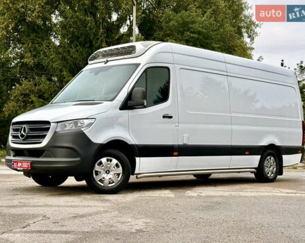 Мерседес Sprinter, об'ємом двигуна 2.2 л та пробігом 317 тис. км за 30800 $, фото 2 на Automoto.ua
