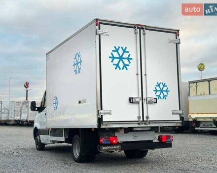 Мерседес Sprinter, объемом двигателя 2.2 л и пробегом 184 тыс. км за 32800 $, фото 11 на Automoto.ua