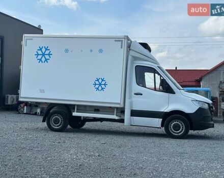 Мерседес Sprinter, объемом двигателя 2.2 л и пробегом 175 тыс. км за 27900 $, фото 2 на Automoto.ua