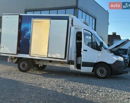 Мерседес Sprinter, объемом двигателя 2.2 л и пробегом 189 тыс. км за 26900 $, фото 13 на Automoto.ua