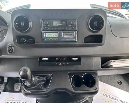 Мерседес Sprinter, объемом двигателя 2.2 л и пробегом 175 тыс. км за 27900 $, фото 29 на Automoto.ua