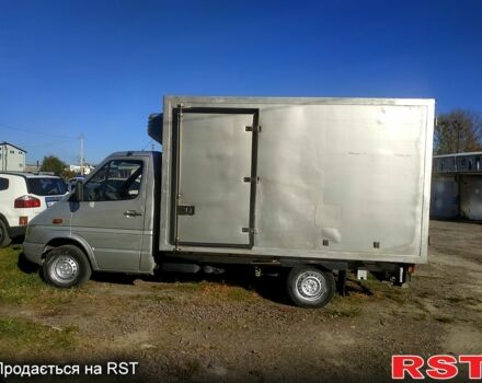 Мерседес Sprinter, объемом двигателя 2.2 л и пробегом 318 тыс. км за 6200 $, фото 10 на Automoto.ua