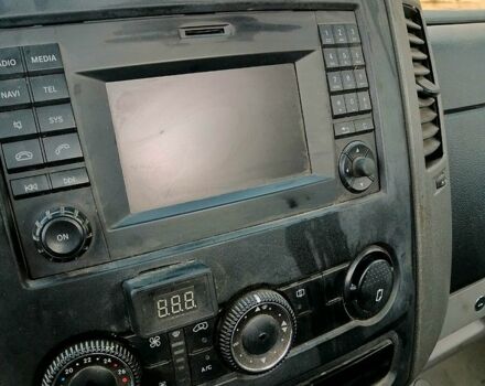 Мерседес Sprinter, объемом двигателя 2.2 л и пробегом 260 тыс. км за 15500 $, фото 8 на Automoto.ua