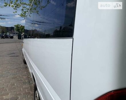 Мерседес Sprinter, об'ємом двигуна 2.2 л та пробігом 867 тис. км за 10800 $, фото 17 на Automoto.ua