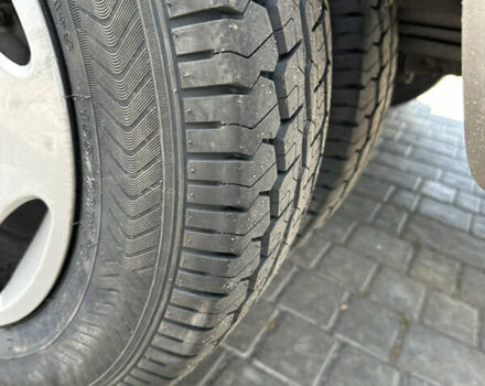 Мерседес Sprinter, объемом двигателя 2.7 л и пробегом 700 тыс. км за 14200 $, фото 5 на Automoto.ua