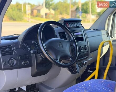 Мерседес Sprinter, объемом двигателя 2.2 л и пробегом 335 тыс. км за 29499 $, фото 14 на Automoto.ua
