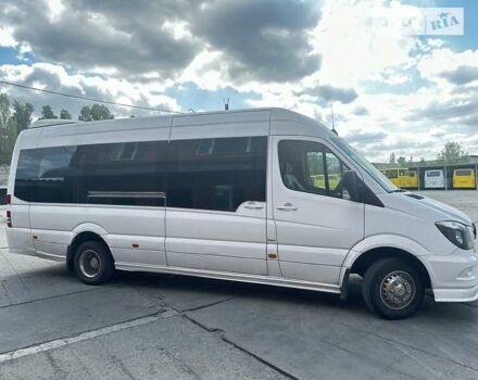 Мерседес Sprinter, объемом двигателя 2.99 л и пробегом 270 тыс. км за 52000 $, фото 3 на Automoto.ua