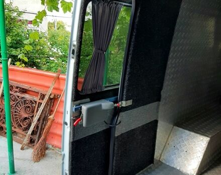 Мерседес Sprinter, объемом двигателя 2.9 л и пробегом 540 тыс. км за 13500 $, фото 2 на Automoto.ua