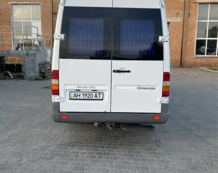 Мерседес Sprinter, объемом двигателя 2.7 л и пробегом 999 тыс. км за 17000 $, фото 4 на Automoto.ua