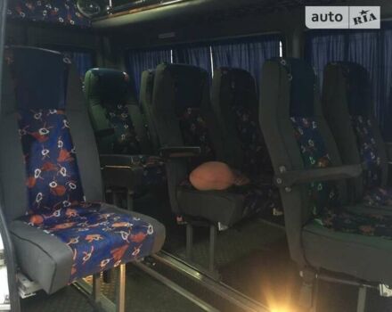 Мерседес Sprinter, объемом двигателя 2.2 л и пробегом 400 тыс. км за 9500 $, фото 4 на Automoto.ua