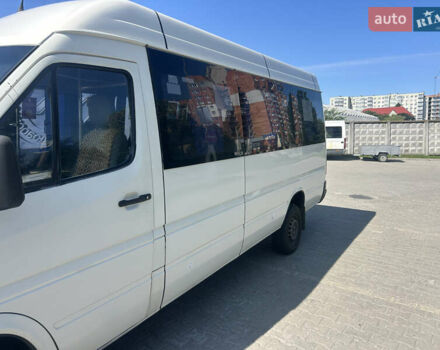 Мерседес Sprinter, об'ємом двигуна 2.2 л та пробігом 300 тис. км за 9900 $, фото 2 на Automoto.ua