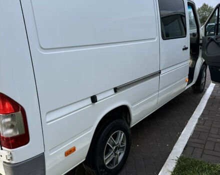 Мерседес Sprinter, объемом двигателя 2.7 л и пробегом 250 тыс. км за 15500 $, фото 4 на Automoto.ua