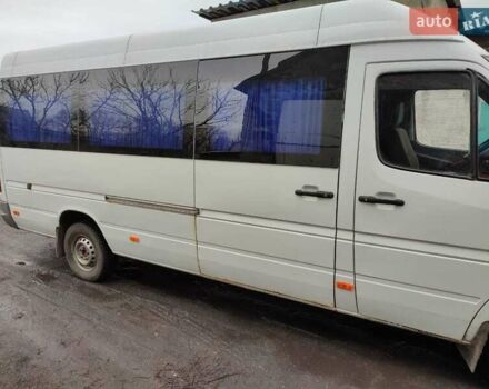 Мерседес Sprinter, объемом двигателя 2.2 л и пробегом 520 тыс. км за 8000 $, фото 2 на Automoto.ua