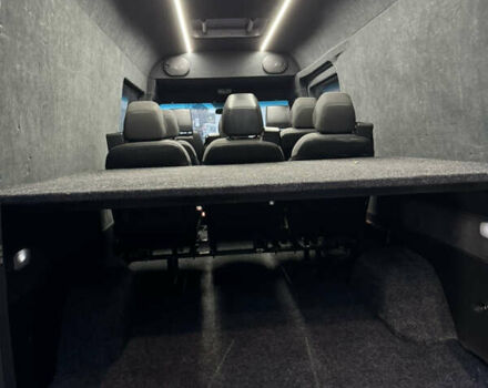 Мерседес Sprinter, объемом двигателя 2.7 л и пробегом 250 тыс. км за 15500 $, фото 5 на Automoto.ua