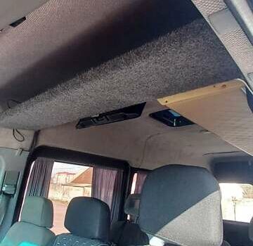 Мерседес Sprinter, объемом двигателя 2.1 л и пробегом 600 тыс. км за 11000 $, фото 18 на Automoto.ua
