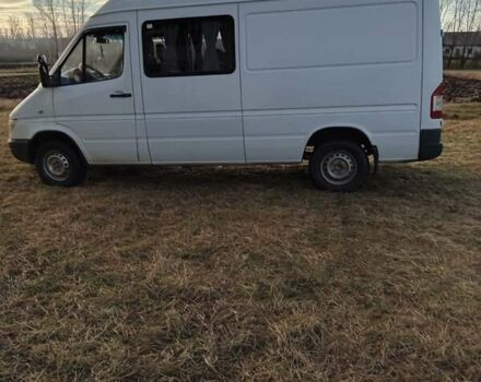 Мерседес Sprinter, объемом двигателя 2.2 л и пробегом 370 тыс. км за 8500 $, фото 7 на Automoto.ua