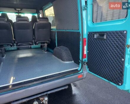 Мерседес Sprinter, объемом двигателя 0 л и пробегом 375 тыс. км за 9500 $, фото 2 на Automoto.ua