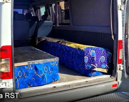 Мерседес Sprinter, объемом двигателя 3 л и пробегом 100 тыс. км за 590 $, фото 3 на Automoto.ua