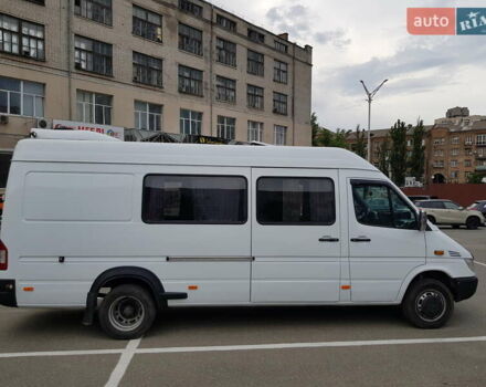 Мерседес Sprinter, объемом двигателя 2.7 л и пробегом 193 тыс. км за 13900 $, фото 6 на Automoto.ua