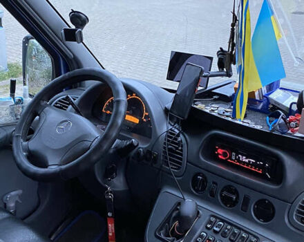 Мерседес Sprinter, объемом двигателя 2.7 л и пробегом 750 тыс. км за 9500 $, фото 4 на Automoto.ua