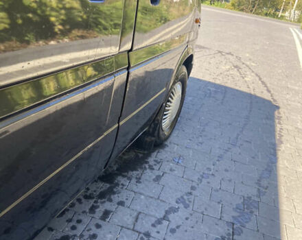 Мерседес Sprinter 2004 в Надворной на Automoto.ua Мерседес Sprinter, объемом двигателя 0 л и пробегом 240 тыс. км за 8900 $, фото 14 на Automoto.ua