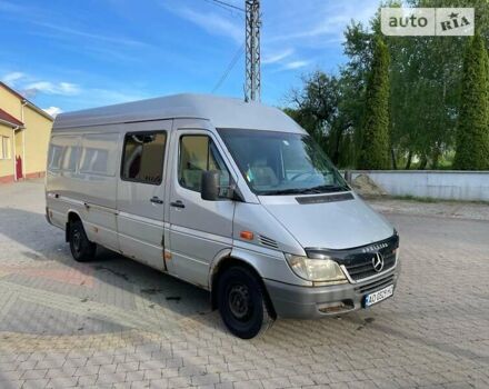 Мерседес Sprinter, объемом двигателя 2.2 л и пробегом 430 тыс. км за 8200 $, фото 4 на Automoto.ua