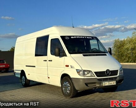 Мерседес Sprinter, об'ємом двигуна 2.7 л та пробігом 300 тис. км за 8000 $, фото 1 на Automoto.ua