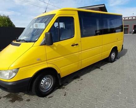 Мерседес Sprinter, объемом двигателя 2.7 л и пробегом 330 тыс. км за 10000 $, фото 5 на Automoto.ua