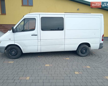 Мерседес Sprinter, объемом двигателя 2.2 л и пробегом 350 тыс. км за 10500 $, фото 1 на Automoto.ua