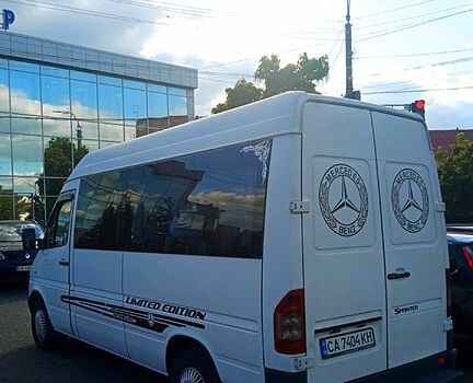 Мерседес Sprinter, объемом двигателя 2.2 л и пробегом 267 тыс. км за 9100 $, фото 1 на Automoto.ua