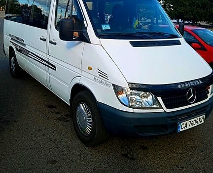 Мерседес Sprinter, объемом двигателя 2.2 л и пробегом 267 тыс. км за 9100 $, фото 4 на Automoto.ua