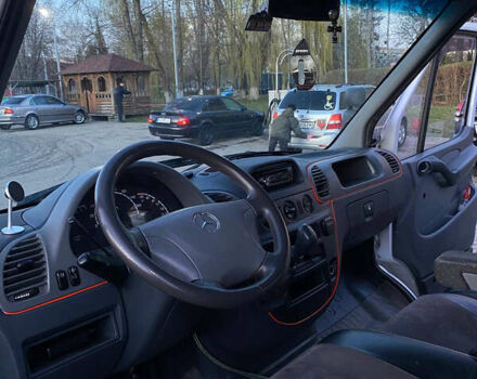 Мерседес Sprinter, объемом двигателя 2.7 л и пробегом 550 тыс. км за 13200 $, фото 3 на Automoto.ua