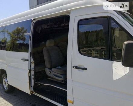 Мерседес Sprinter, объемом двигателя 2.2 л и пробегом 480 тыс. км за 8900 $, фото 3 на Automoto.ua